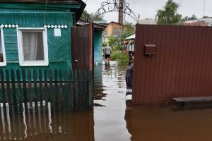 В Брянске на улице Унечской случился потоп