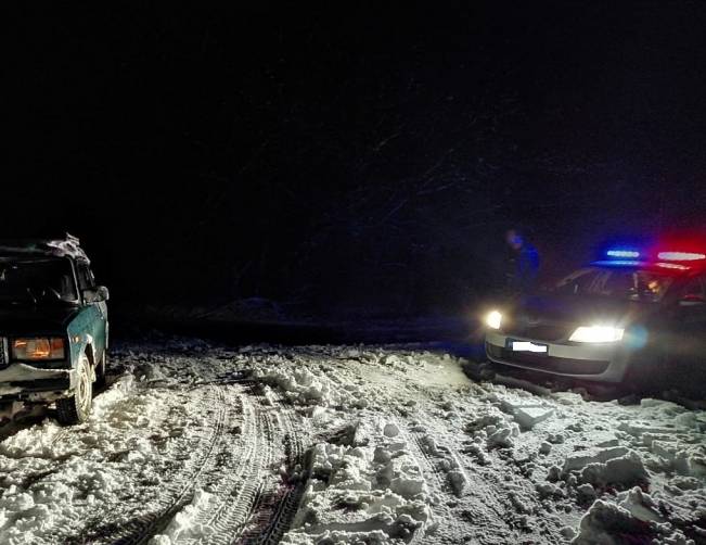 В Новозыбкове за рулем легкового авто разъезжал 17-летний парень 