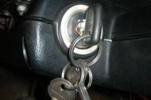В Дубровке мужчина угнал у неприятеля стоявший с ключами в замке автомобиль