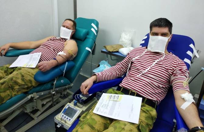 Брянские росгвардейцы сдали более 25 литров крови