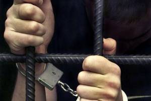 В Брянске 19-летнего студента задержали перед экзаменом с гашишем в трусах