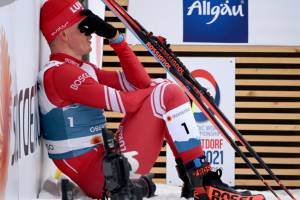 Брянский лыжник Большунов расплакался после поражения на марафоне ЧМ