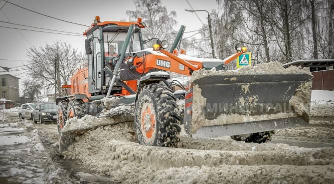 Брянские дорожники отчитались о работе зимой 