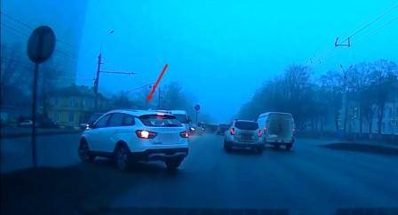 В Брянске за нарушение ПДД оштрафовали водителя Lada