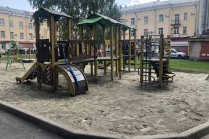 В Советском районе Брянска завершается ремонт трёх дворов