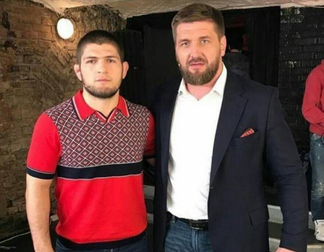 Брянский боец Минаков поддержал Хабиба накануне поединка с Гэтжи