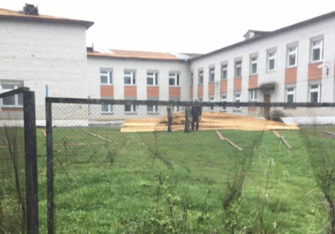 На Брянщине вскрылся бардак с ремонтом крыш в школах