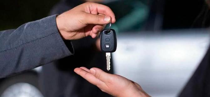 За мошенничество с перепродажей авто и скутеров 21-летнего парня осудили на 6 лет