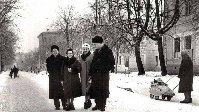 Брянцам показали зимний бульвар Гагарина 1962 года
