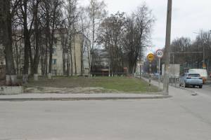 В Брянске пустырь на улице Советской преобразят в парковку