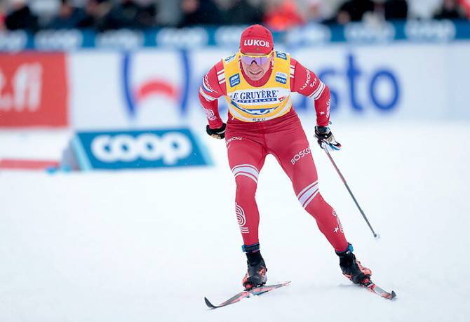 Брянский лыжник Большунов потерпел фиаско на старте «Тур де Ски»