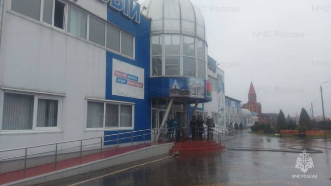Из спорткомплекса «Брянск» эвакуировали 21 человека