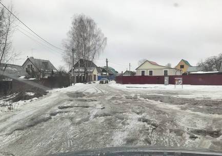 Жители брянского поселка Ивановка пожаловались на непроходимую дорогу