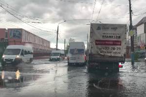 В Брянске после дождя традиционно затопило Бежицу