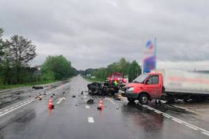 В серьезной аварии под Брянском пострадал 18-летний водитель