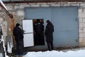 В Новозыбкове в гараже нашли труп 32-летнего мужчины