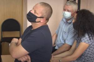 В Брянске снова вынесут приговор защитнику продавщицы Макурину