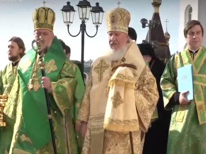 Православные брянцы отмечают Покров Пресвятой Богородицы