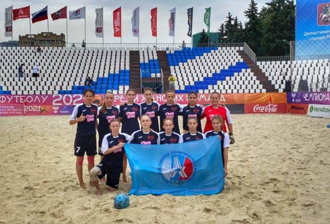 Брянские драйвовые девушки стали пятыми на чемпионате России по пляжному футболу