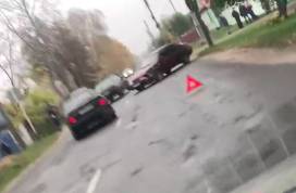 В Новозыбкове на улице Лермонтова столкнулись две легковушки