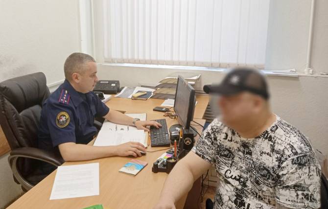 В Брянске 42-летний мужчина опубликовал в соцсети интимные фото знакомой и попал под суд