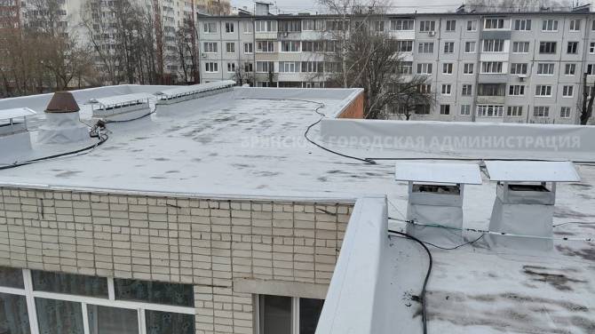 В Брянске завершился ремонт крыш в семи детских садах