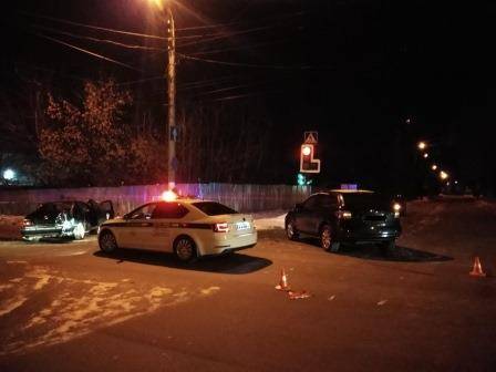 В Брянске лихач с 74 штрафами разбил BMW и покалечил девушку