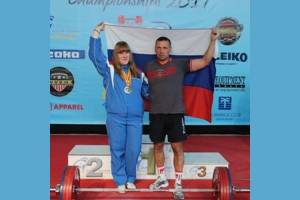 Брянская спортсменка стала мастером спорта России по пауэрлифтингу