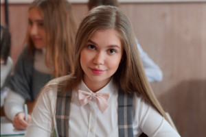 Юная брянская певица Анастасия Гладилина записала новый клип
