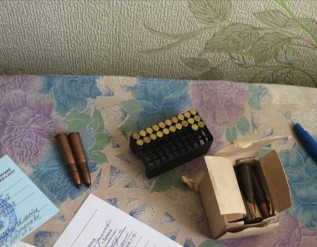 У 56-летнего брянца дома нашли 40 боеприпасов к боевому оружию