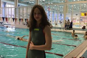 Брянская девушка установила рекорд области по плаванию