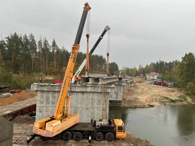 Мост в Сураже достроят до конца года