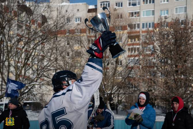 В Брянске определили победителя турнира по дворовому хоккею