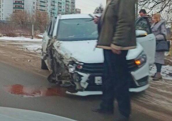 В Брянске 38-летний мужчина пострадал в ДТП на улице Литейной