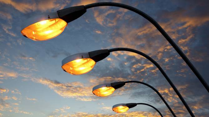 На Брянщине установят освещение на 12 транспортных развязках