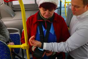 В Брянске объяснили отключение безналичной оплаты в автобусах