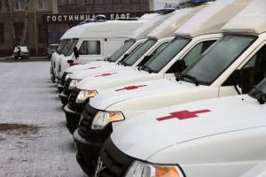 В Брянске вручили ключи от 22 машин скорой помощи