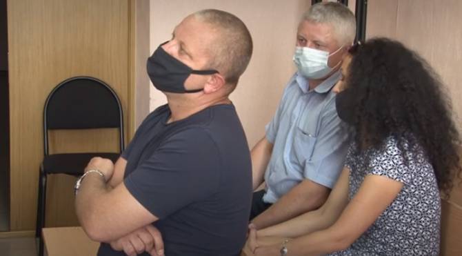 В Брянске 4 июня вынесут приговор защитнику продавщицы Макурину
