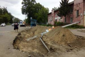 В Брянске рухнула бетонная электроопора