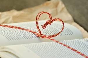 В День влюбленных брянцам предложили подарить книги библиотекам