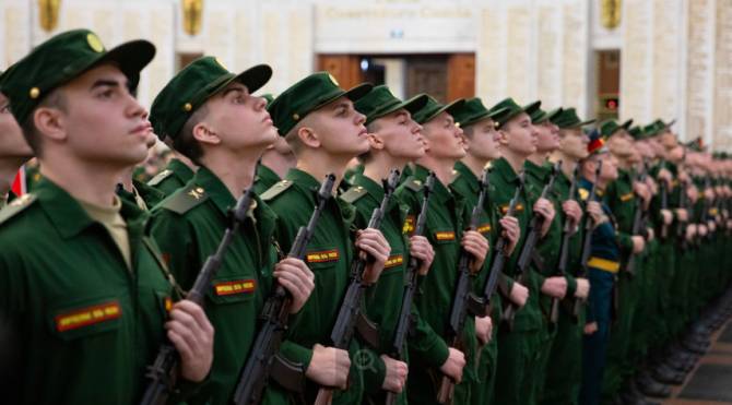 Новобранцы Преображенского полка из Брянска приняли присягу