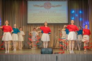 В Брянске прошёл студенческий фестиваль «Живи и пой»