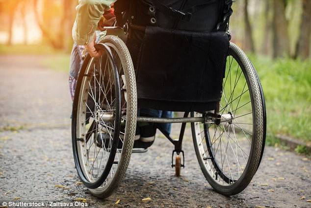 Дубровскую ЦРБ обязали сделать пандус для инвалидов