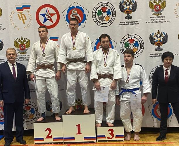 Брянские дзюдоисты завоевали два «золота» на всероссийских соревнованиях