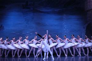 Брянцы раскупили все билеты на балет «Лебединое озеро»