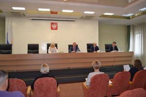 В Брянске прекратили полномочия судьи Арбитражного суда Ольги Калмыковой