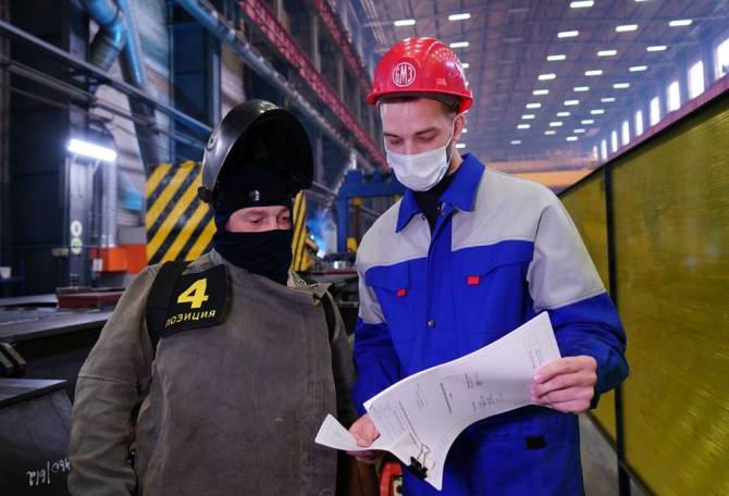 Работник брянского завода стал победителем Всероссийского конкурса 