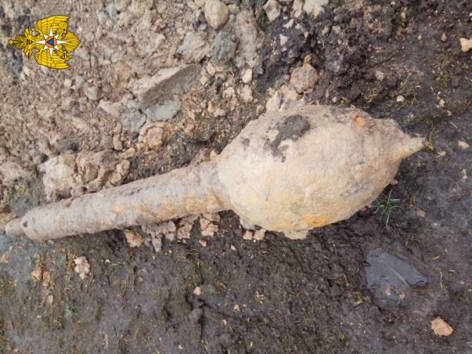 В Карачевском районе нашли реактивный снаряд
