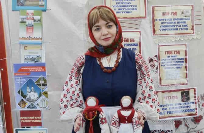 Брянский народный мастер победила во всероссийском конкурсе