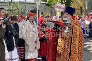 В Брянске стартовал фестиваль «Красная горка»